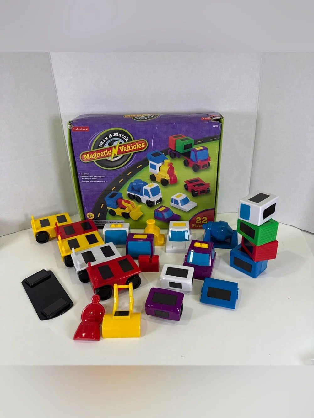 Lakeshore Mix & Match Magnetic Vehicles 22 Piece Toy Preschool Montessori STEM